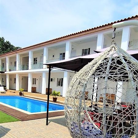 Hotel Kenito Сан-Томе Экстерьер фото